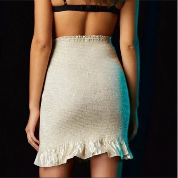 Aritzia Wilfred Ballad Smocked Metallic Mini Skirt Ruffle Hem Cocktail Bodycon - Picture 2 of 6